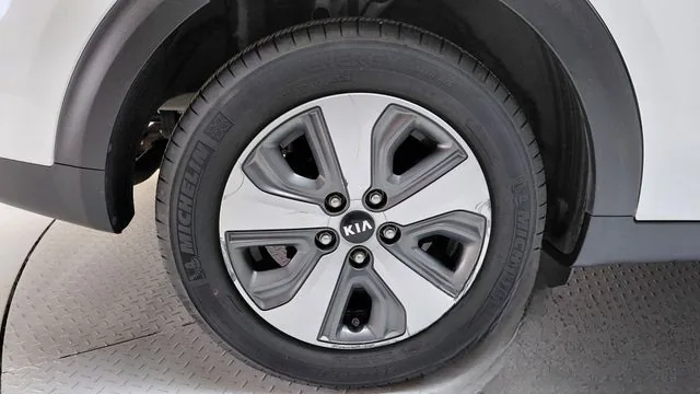 Kia Niro 2021 1.6 HEV Luxury