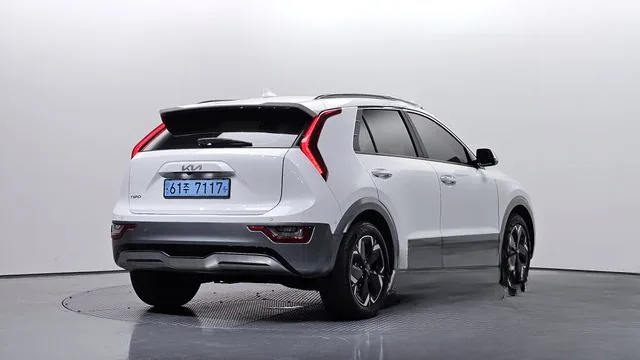 Kia Niro 2024 Earth