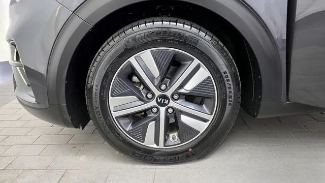 Kia Niro 2021 1.6 HEV Noblesse