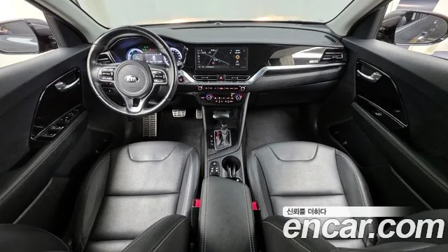 Kia Niro 2021 1.6 HEV Noblesse