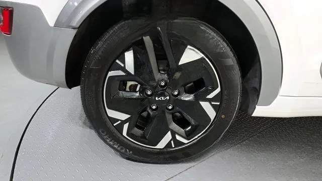 Kia Niro 2023 Earth