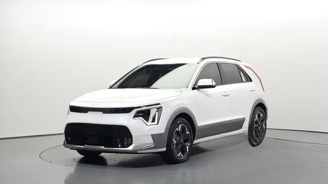 Kia Niro 2023 Earth