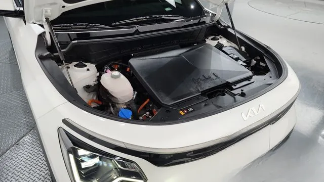 Kia Niro 2023 Earth