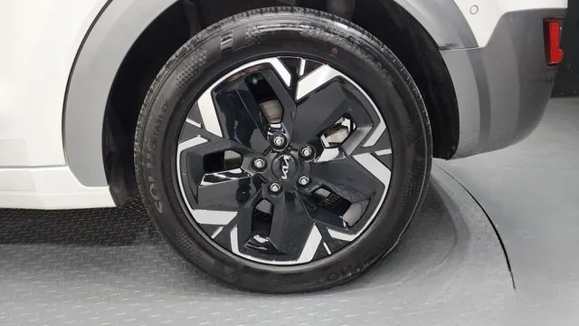 Kia Niro 2023 Earth