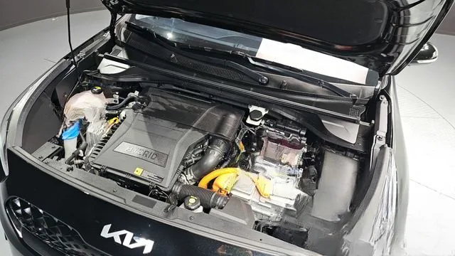 Kia Niro 2022 1.6 HEV Signature
