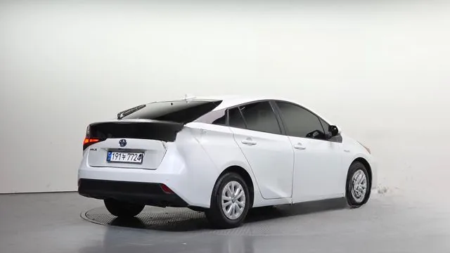 Toyota Prius 2022 1.8