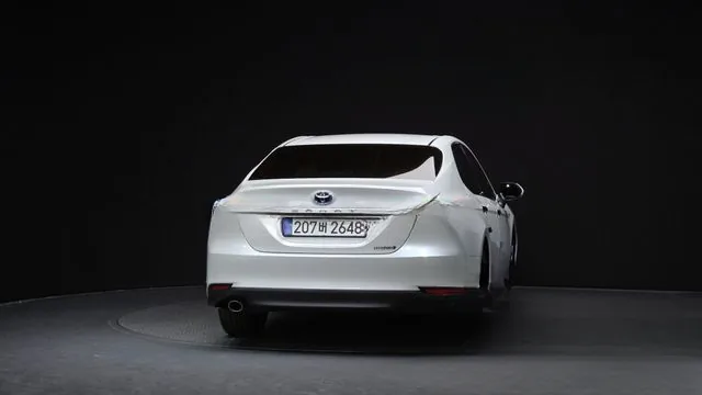 Toyota Camry 2024 2.5 XLE Hybrid