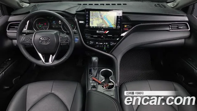 Toyota Camry 2023 2.5 XLE Hybrid