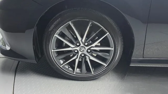 Toyota Camry 2023 2.5 XLE Hybrid