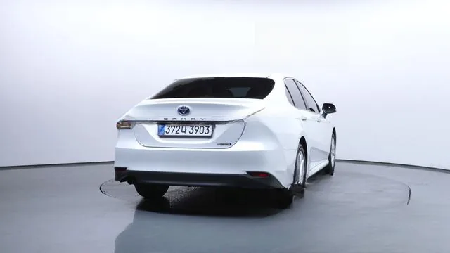Toyota Camry 2023 2.5 LE Hybrid