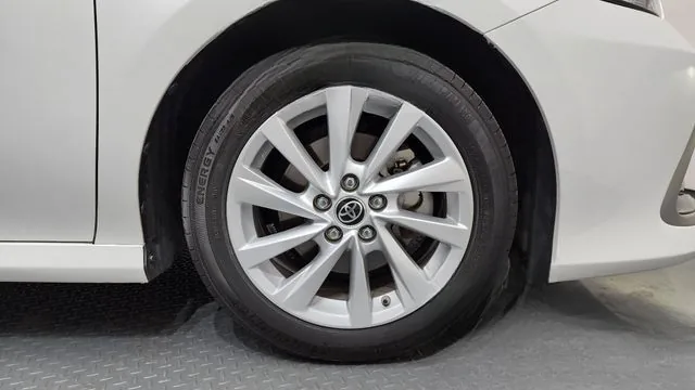 Toyota Camry 2023 2.5 LE Hybrid