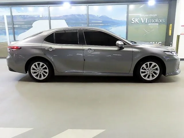 Toyota Camry 2022 2.5 LE Hybrid