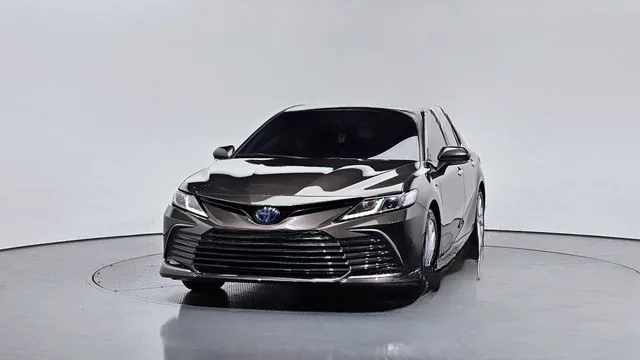 Toyota Camry 2022 2.5 LE Hybrid