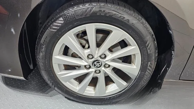Toyota Camry 2022 2.5 LE Hybrid