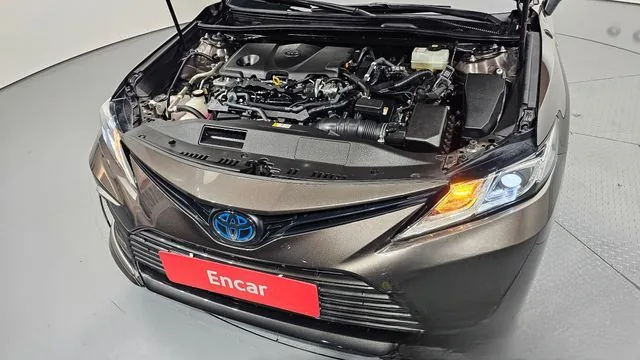 Toyota Camry 2022 2.5 LE Hybrid