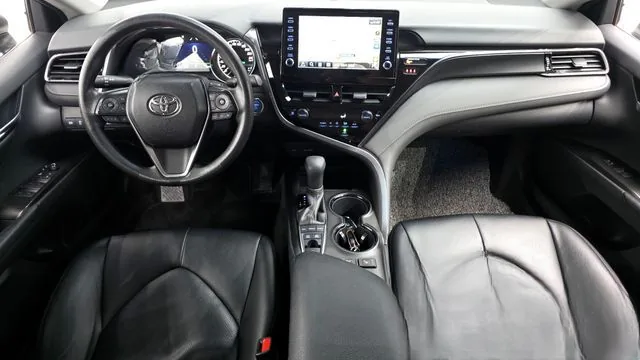Toyota Camry 2022 2.5 LE Hybrid