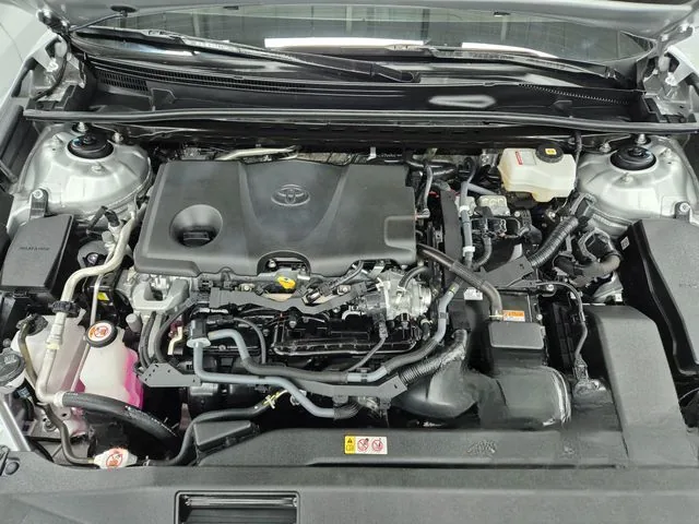 Toyota Camry 2024 2.5 LE Hybrid