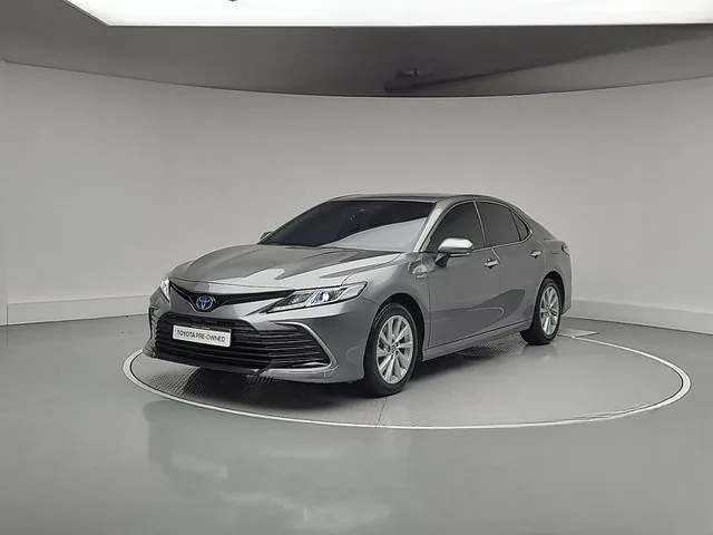 Toyota Camry 2022 2.5 LE Hybrid