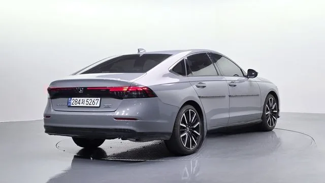 Honda Accord 2023 2.0 Hybrid Touring