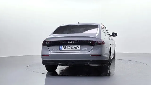 Honda Accord 2023 2.0 Hybrid Touring