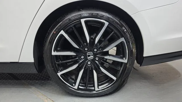 Honda Accord 2023 2.0 Hybrid Touring