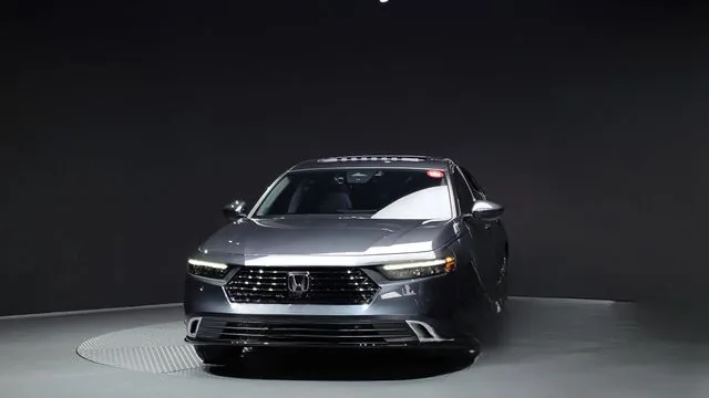Honda Accord 2023 2.0 Hybrid Touring