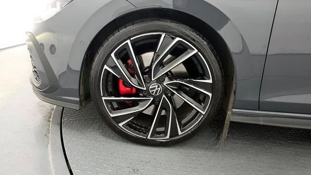 Volkswagen Golf 2023 2.0 GTI