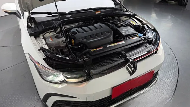 Volkswagen Golf 2024 2.0 GTI
