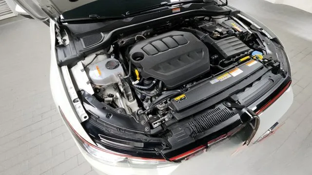 Volkswagen Golf 2023 2.0 GTI
