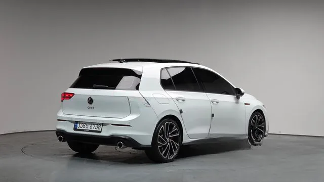 Volkswagen Golf 2023 2.0 GTI