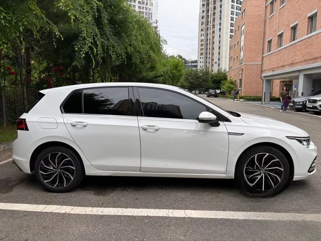 Volkswagen Golf 2023 2.0 TDI Prestige
