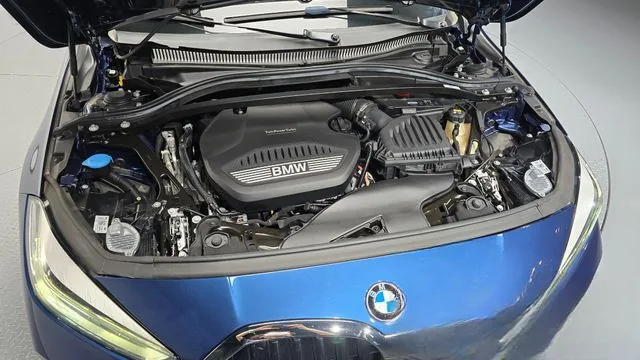 BMW 118d 2021 118d Joy
