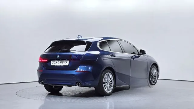BMW 118d 2021 118d Joy