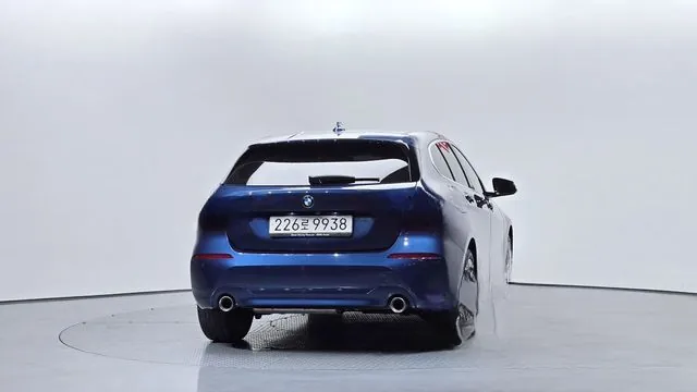 BMW 118d 2021 118d Joy