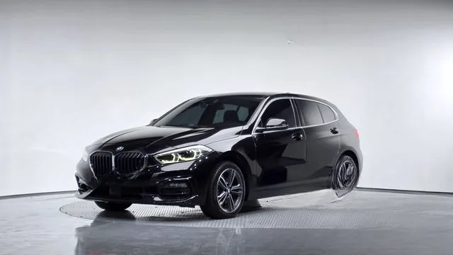 BMW 118d 2021 118d Sport