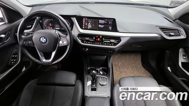 BMW 118d 2021 118d Joy