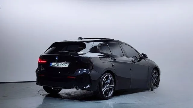 BMW 118d 2021 118d M Sport