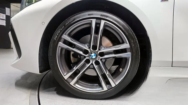 BMW 118d 2021 118d M Sport