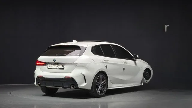 BMW 118d 2021 118d M Sport