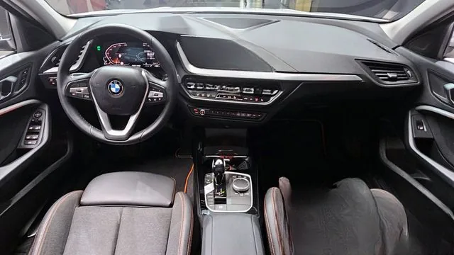 BMW 118d 2021 118d Sport