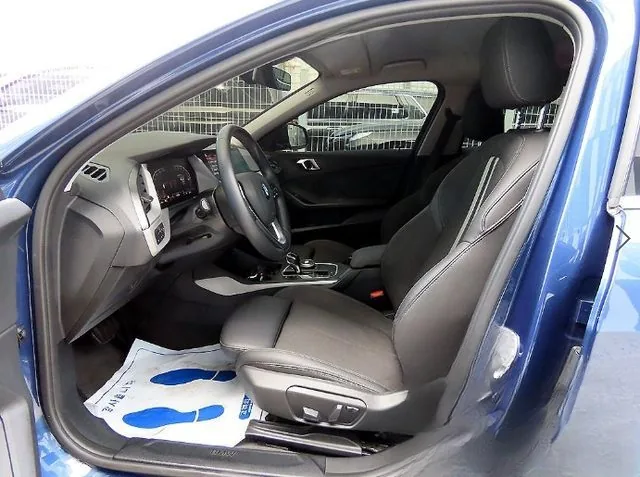 BMW 118d 2021 118d Joy