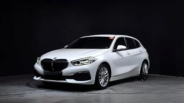 BMW 118d 2021 118d Joy