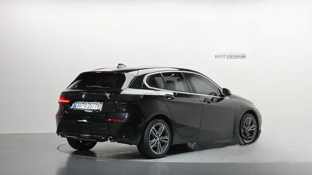 BMW 118d 2021 118d Sport