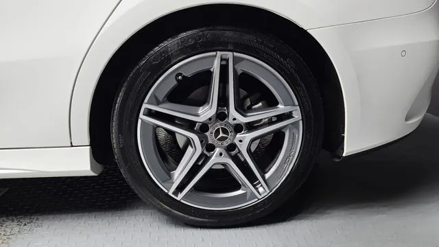 Mercedes-Benz A-Class 2022 A250 4MATIC Sedan