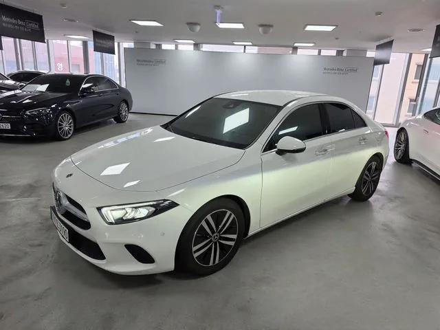 Mercedes-Benz A-Class 2022 A220 Sedan