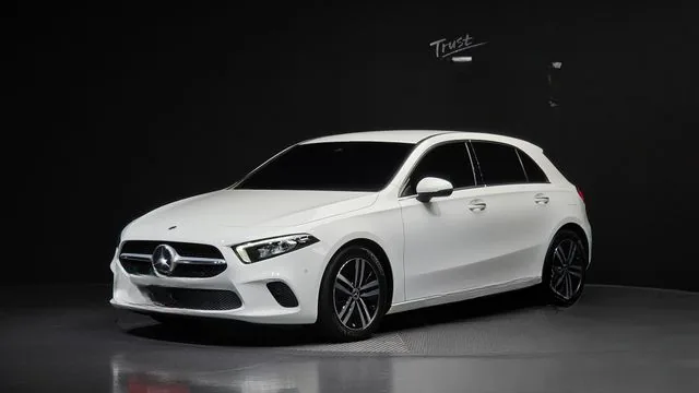 Mercedes-Benz A-Class 2022 A220 Hatchback
