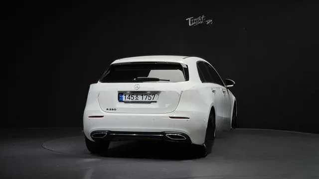 Mercedes-Benz A-Class 2022 A220 Hatchback
