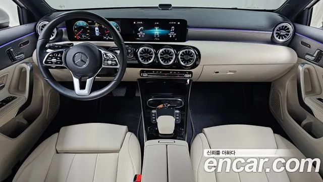 Mercedes-Benz A-Class 2022 A220 Hatchback