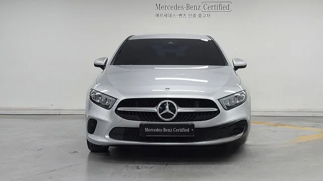 Mercedes-Benz A-Class 2023 A220 Sedan