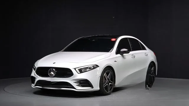 Mercedes-Benz A-Class 2022 AMG A35 4MATIC Sedan